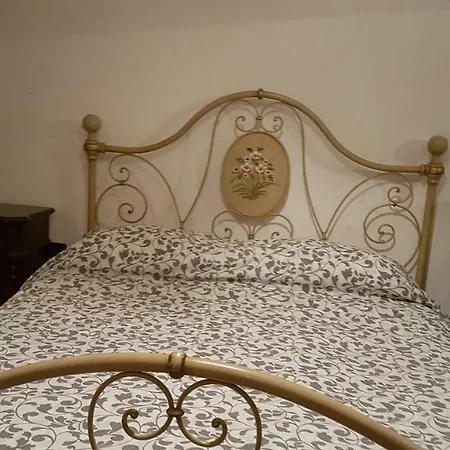 Nadia Bed and Breakfast *